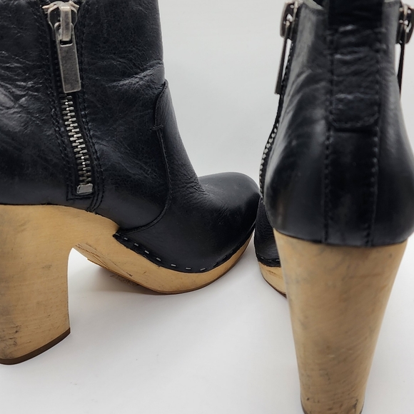 Dolce vita Arlynn wood platform clog boots. - Picture 4 of 13